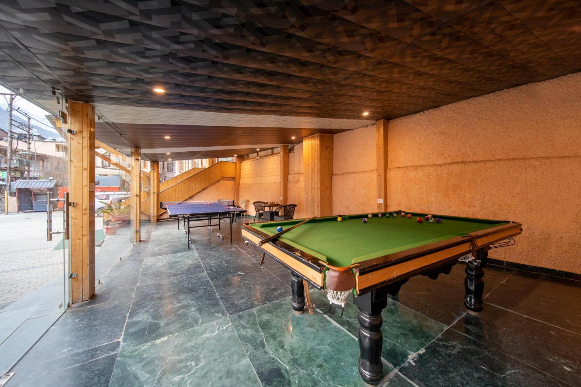 West Western Resort Manali #Neartomallroad #Gym #Lawn #Playingzone #Pooltable #Kidsfriendly #Mountainview #Tabletennis #Familyfriendly #Privateparking Екстер'єр фото