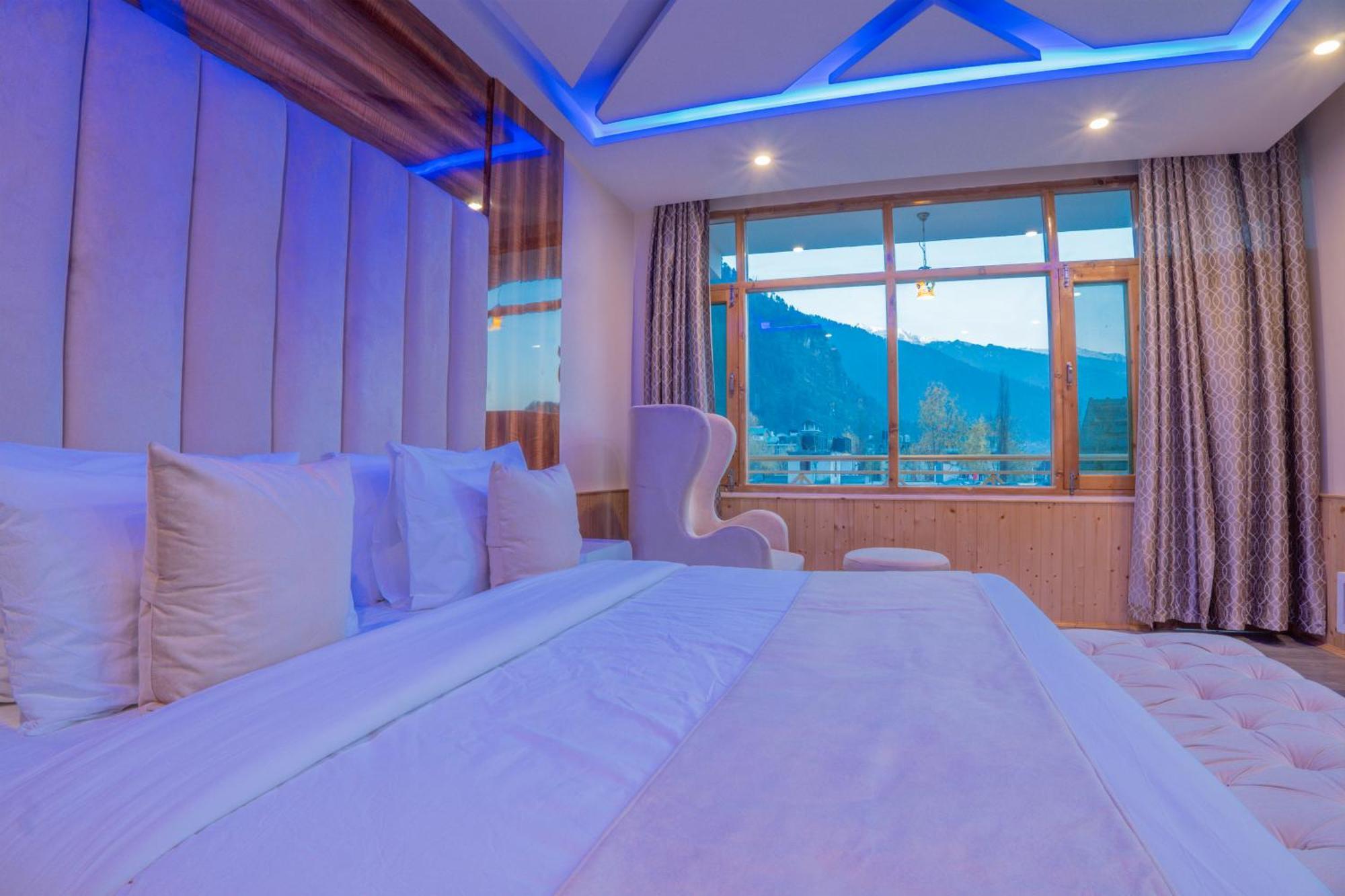 West Western Resort Manali #Neartomallroad #Gym #Lawn #Playingzone #Pooltable #Kidsfriendly #Mountainview #Tabletennis #Familyfriendly #Privateparking Екстер'єр фото