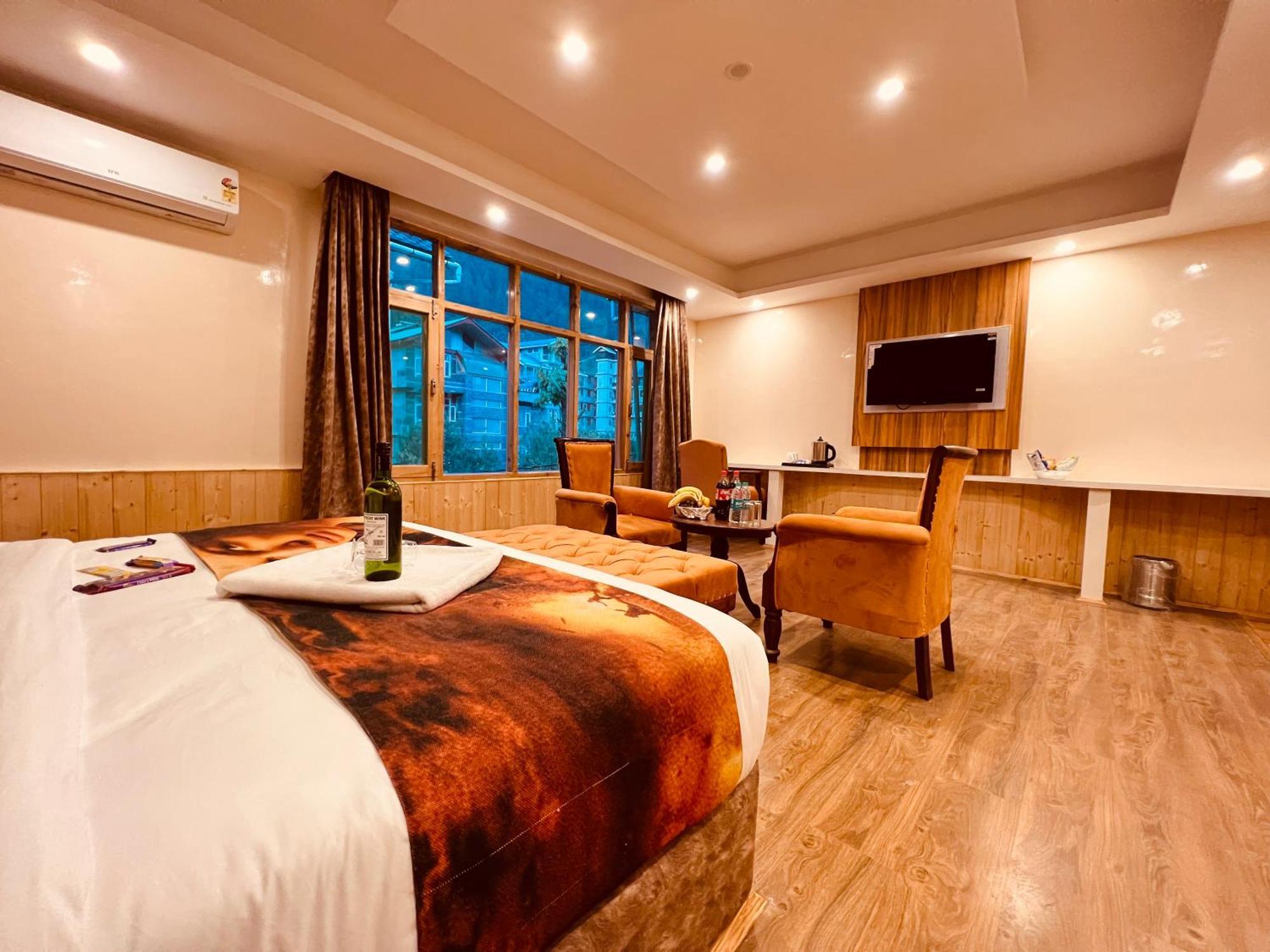 West Western Resort Manali #Neartomallroad #Gym #Lawn #Playingzone #Pooltable #Kidsfriendly #Mountainview #Tabletennis #Familyfriendly #Privateparking Екстер'єр фото