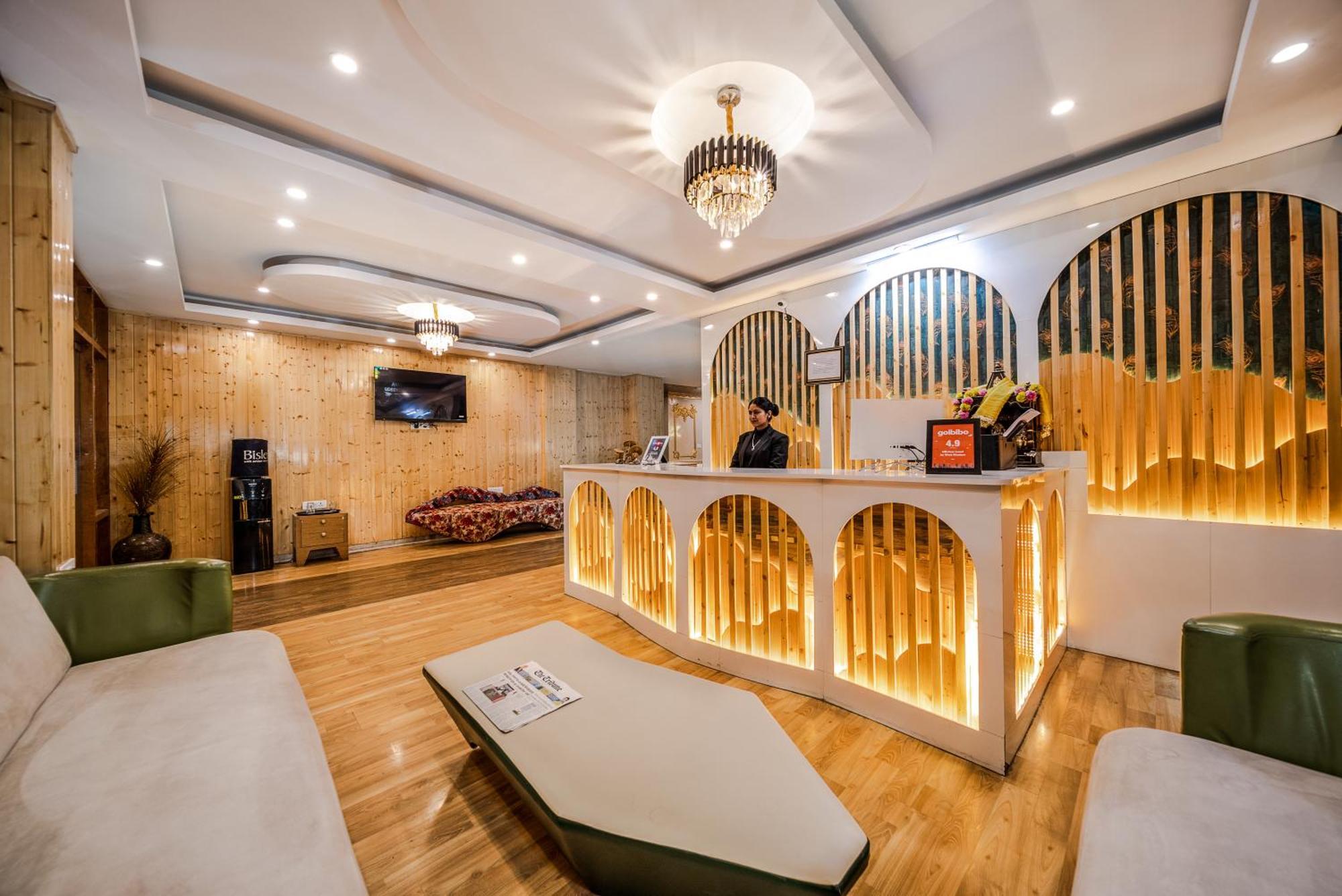 West Western Resort Manali #Neartomallroad #Gym #Lawn #Playingzone #Pooltable #Kidsfriendly #Mountainview #Tabletennis #Familyfriendly #Privateparking Екстер'єр фото