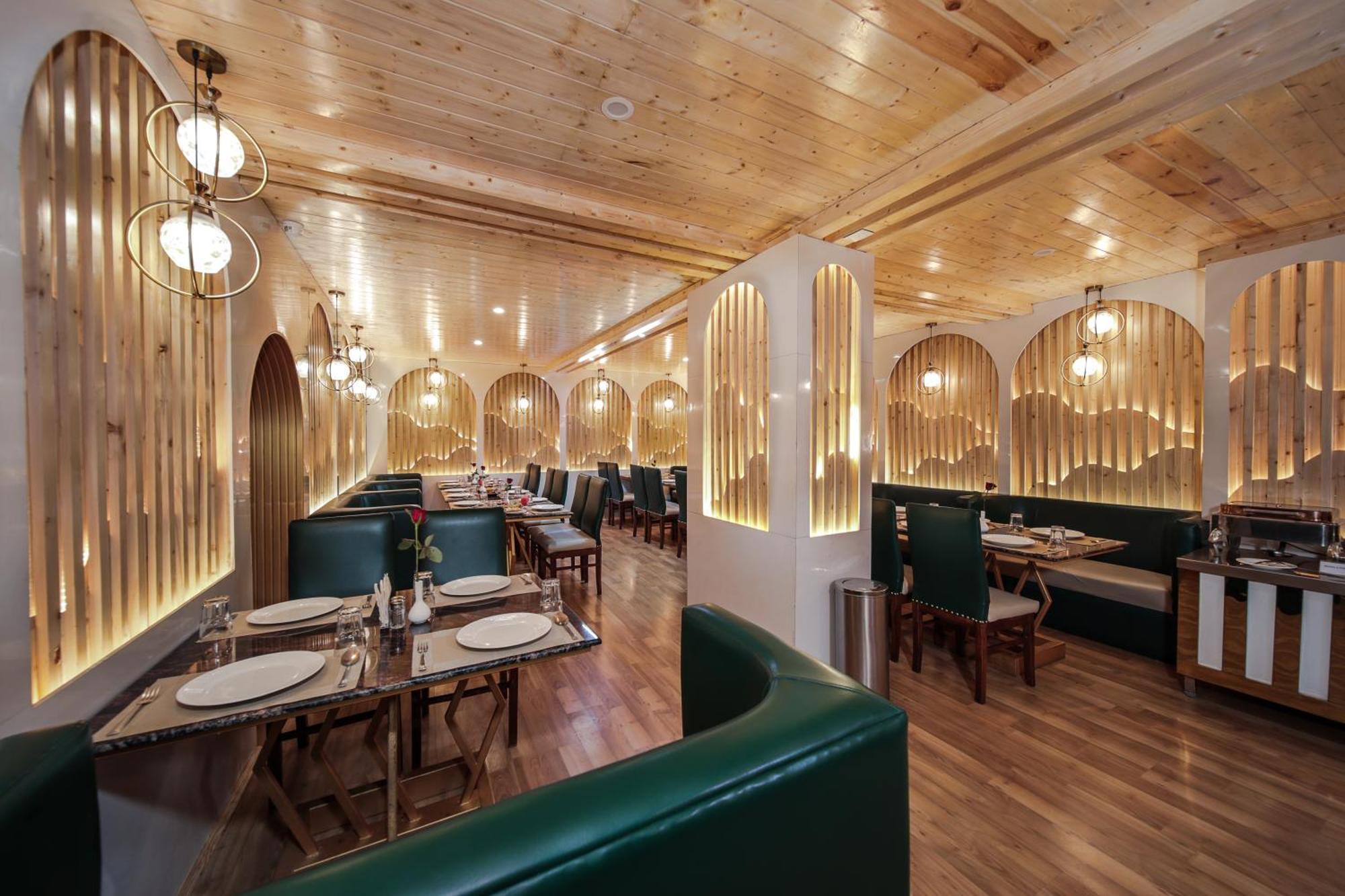 West Western Resort Manali #Neartomallroad #Gym #Lawn #Playingzone #Pooltable #Kidsfriendly #Mountainview #Tabletennis #Familyfriendly #Privateparking Екстер'єр фото