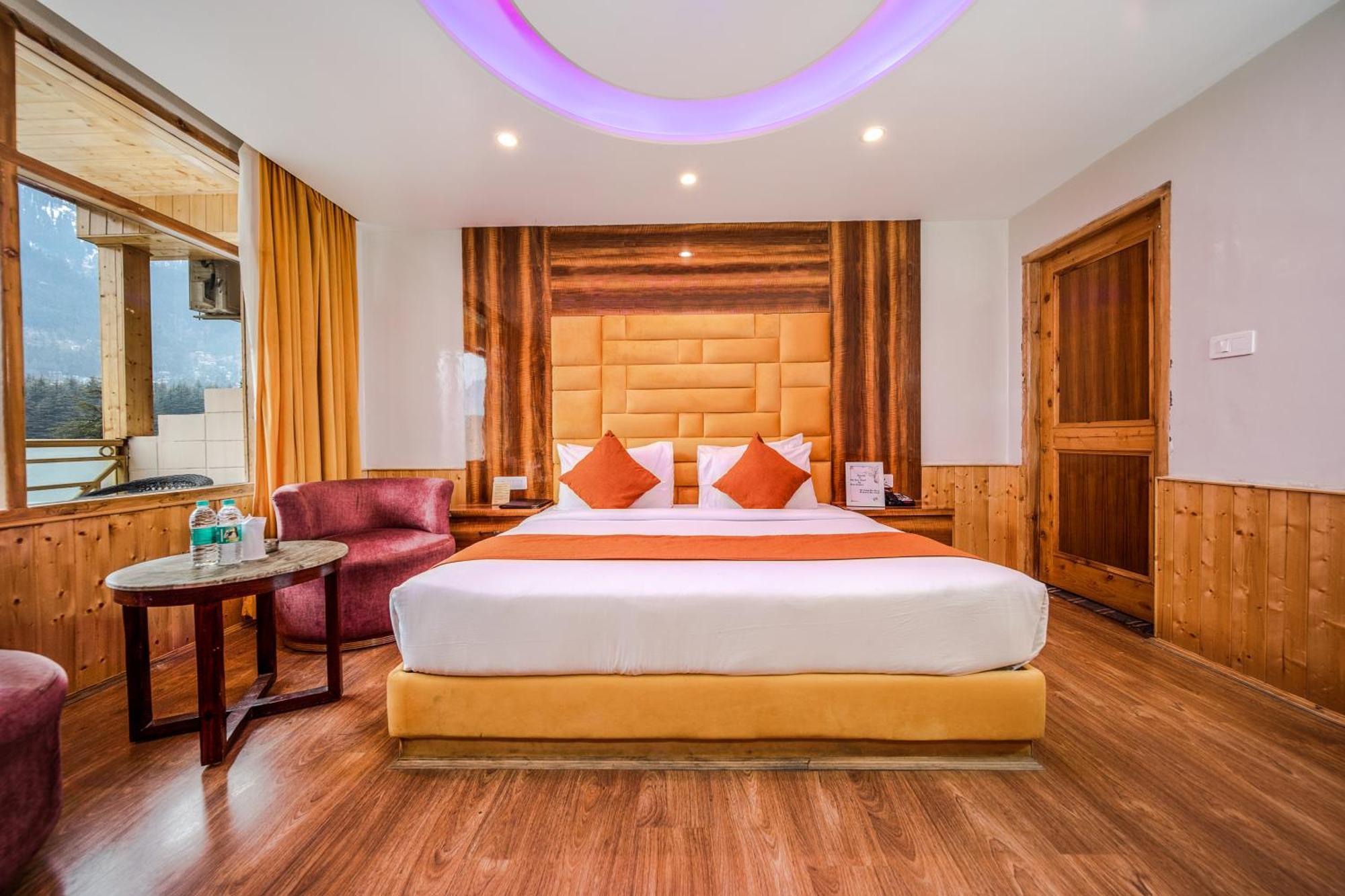 West Western Resort Manali #Neartomallroad #Gym #Lawn #Playingzone #Pooltable #Kidsfriendly #Mountainview #Tabletennis #Familyfriendly #Privateparking Екстер'єр фото