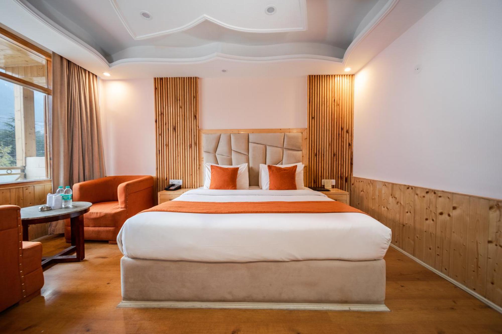 West Western Resort Manali #Neartomallroad #Gym #Lawn #Playingzone #Pooltable #Kidsfriendly #Mountainview #Tabletennis #Familyfriendly #Privateparking Екстер'єр фото